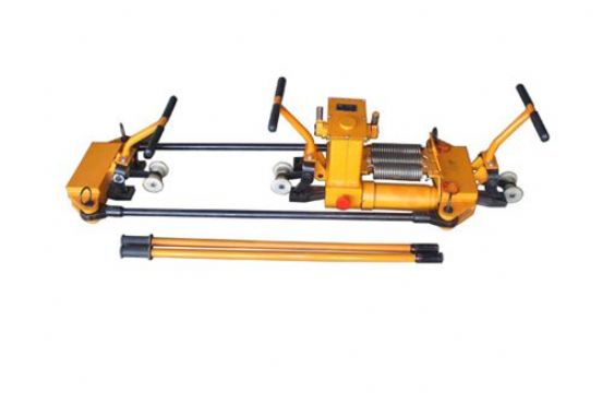 點擊查看詳細(xì)信息<br>標(biāo)題：YTF-400Ⅱ型液壓軌縫調(diào)整器 閱讀次數(shù)：1918